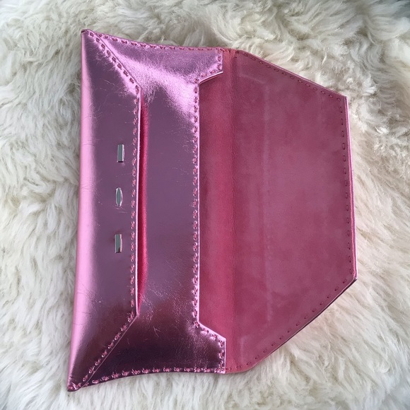 Fascinating Hot Pink Metallic Leather Clutch by VBH Manila First Edition - WOW - Picture 10 of 12